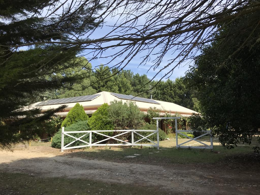 Helen'S Homestead Enfield Экстерьер фото